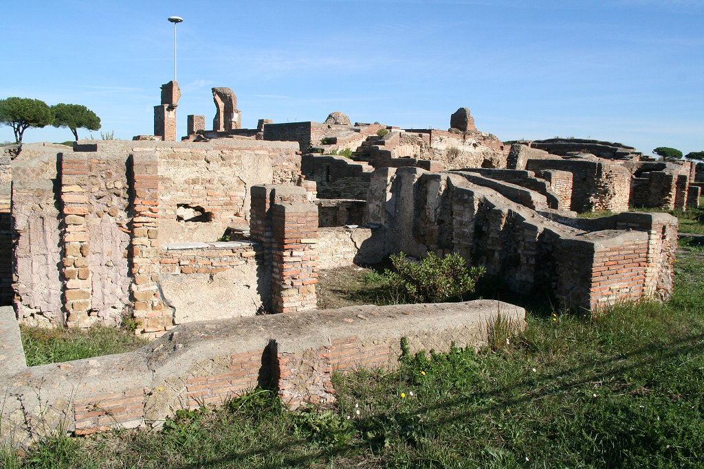 Ingresso Ostia con Scarpiera Spatolato e Eastwood - dilovers