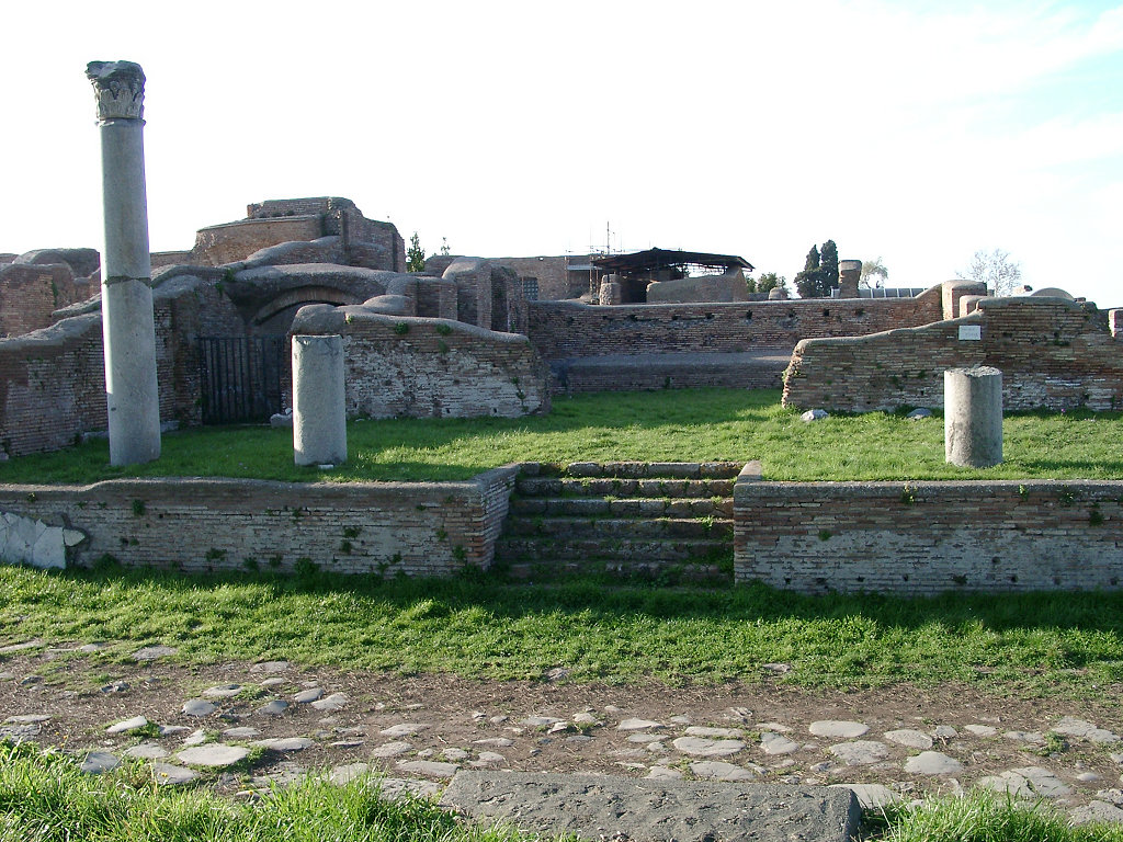 Topographical dictionary - The administration of Ostia and Portus